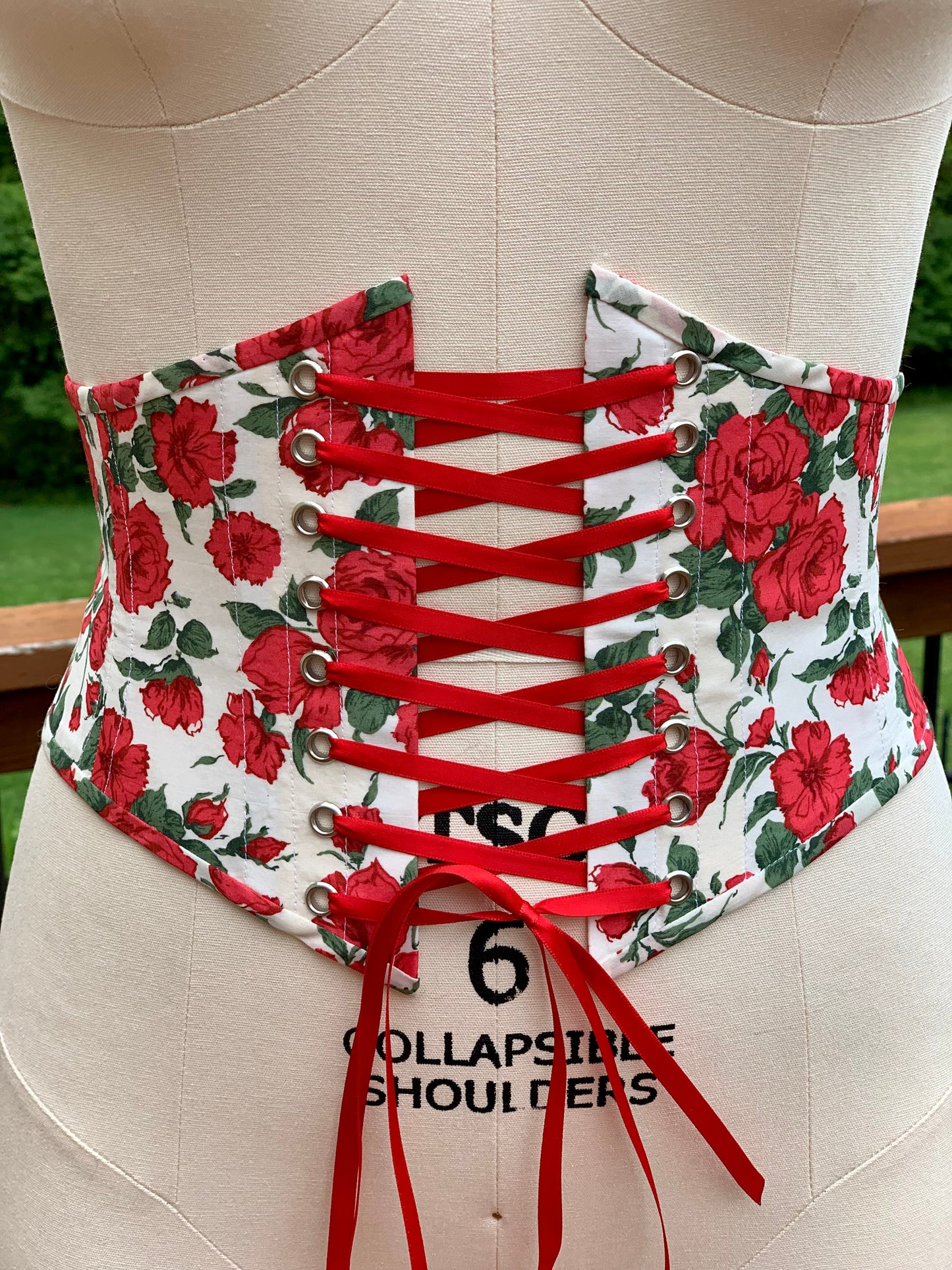 Vintage Roses Corset Waist Belt - Available in 12 different sizes