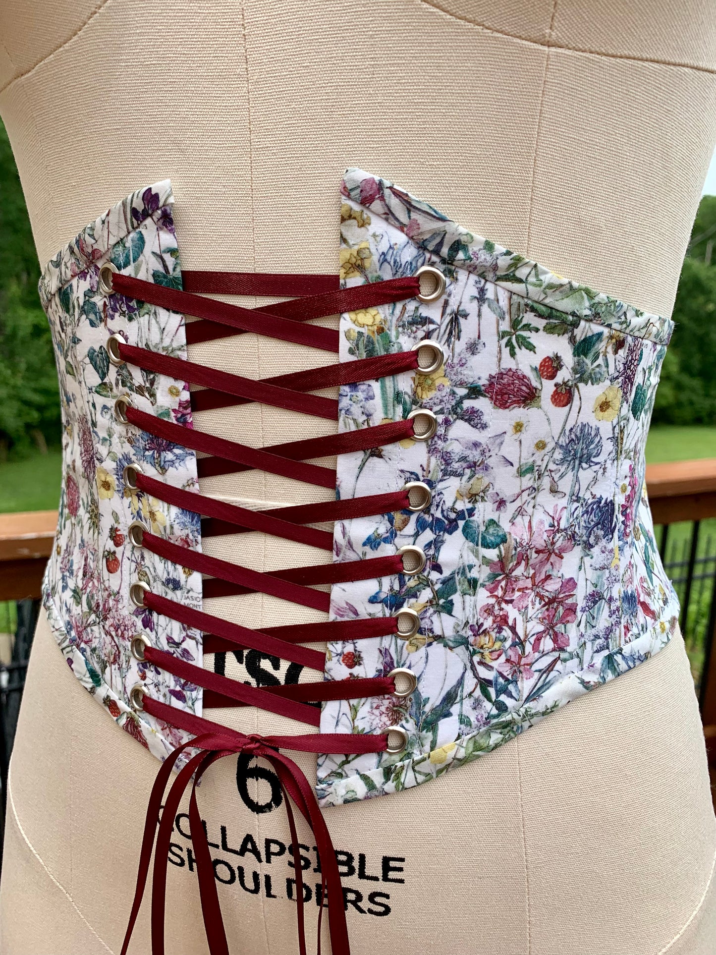 Beautiful Blossoms Corset Waist Belt - Available in 12 different sizes